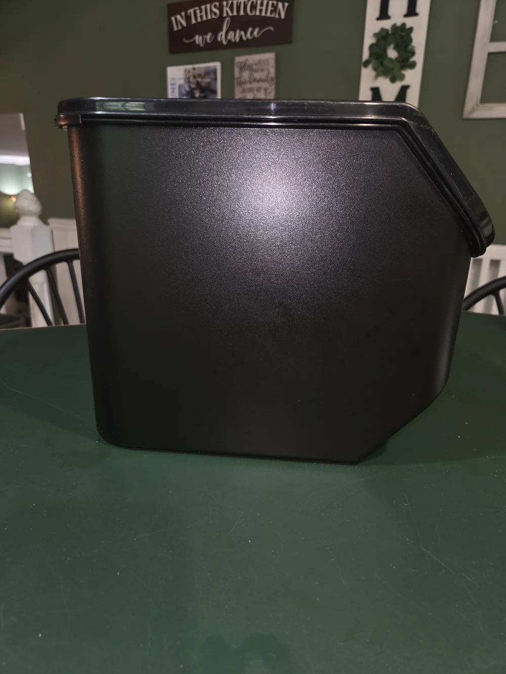 Tupperware Potato Storage - Picture 2 of 8